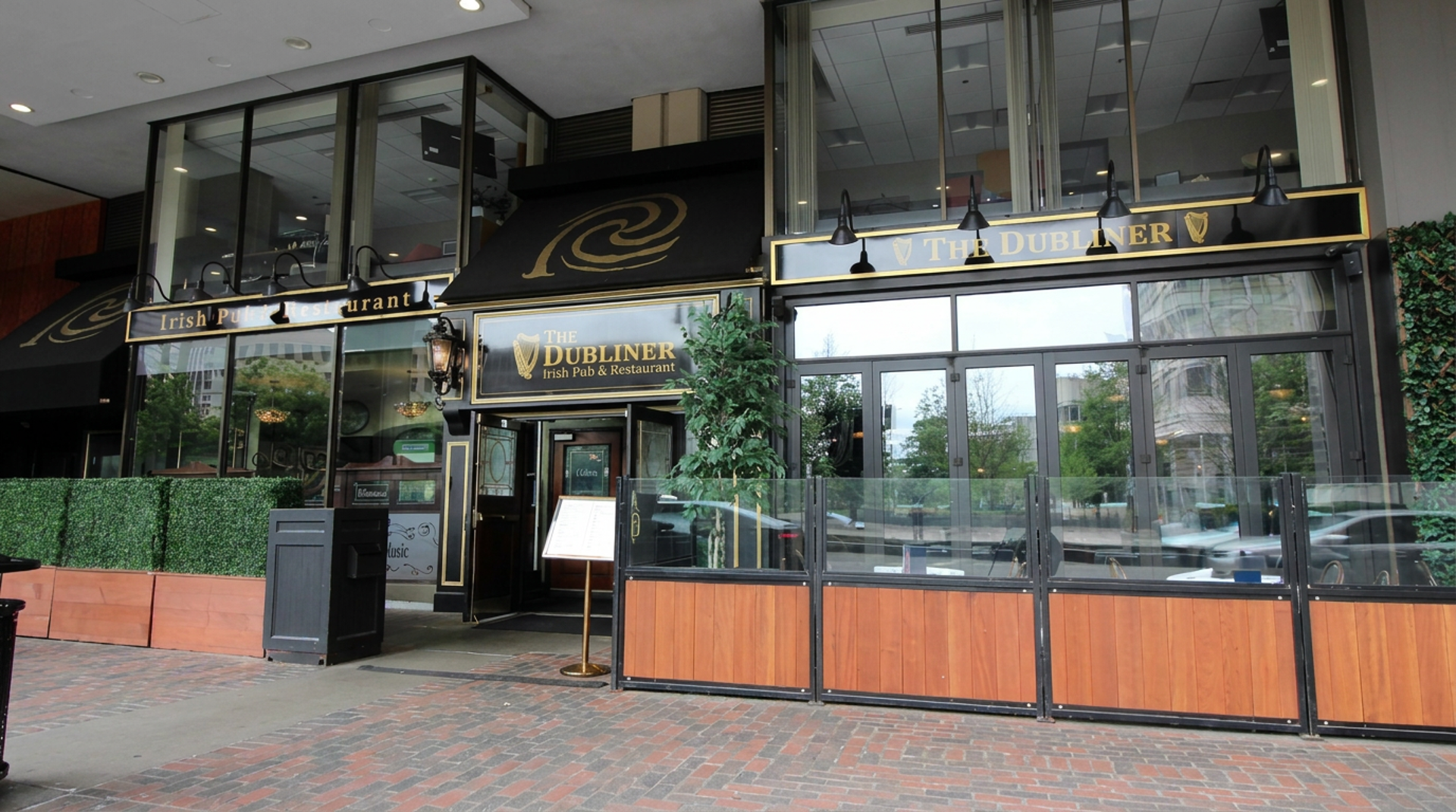 Brunch and patio seating